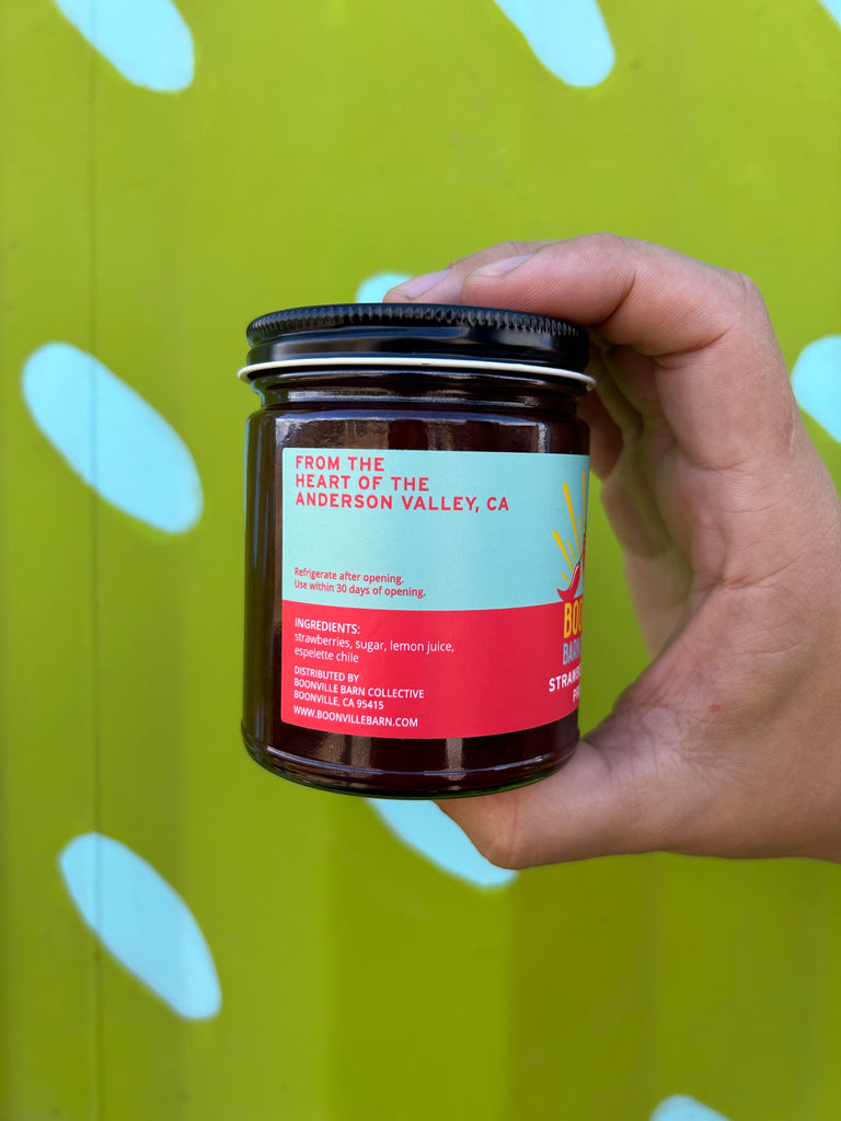 side label from jar of strawberry and chile preserve